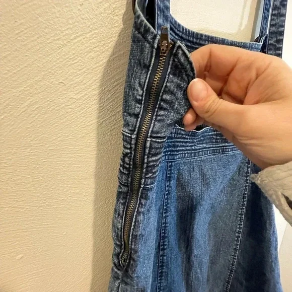 3/$30 Rewind over all mini dress size 9 - Picture 3 of 9